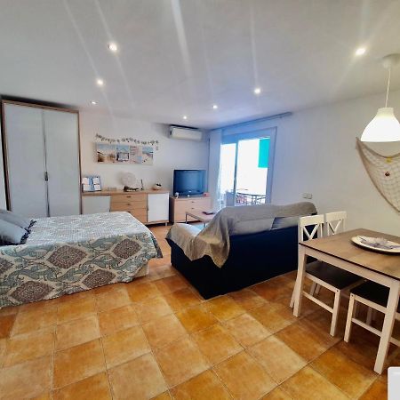 Apartamento Acogedor Cerca De Port Aventura サロウ エクステリア 写真