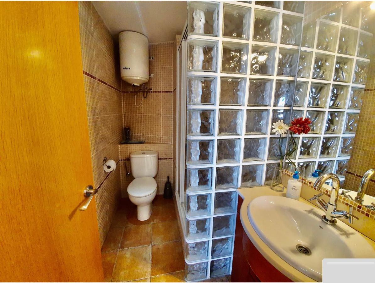 Apartamento Acogedor Cerca De Port Aventura サロウ エクステリア 写真